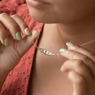 Silver Peas in a Pod Necklace | Lily Charmed