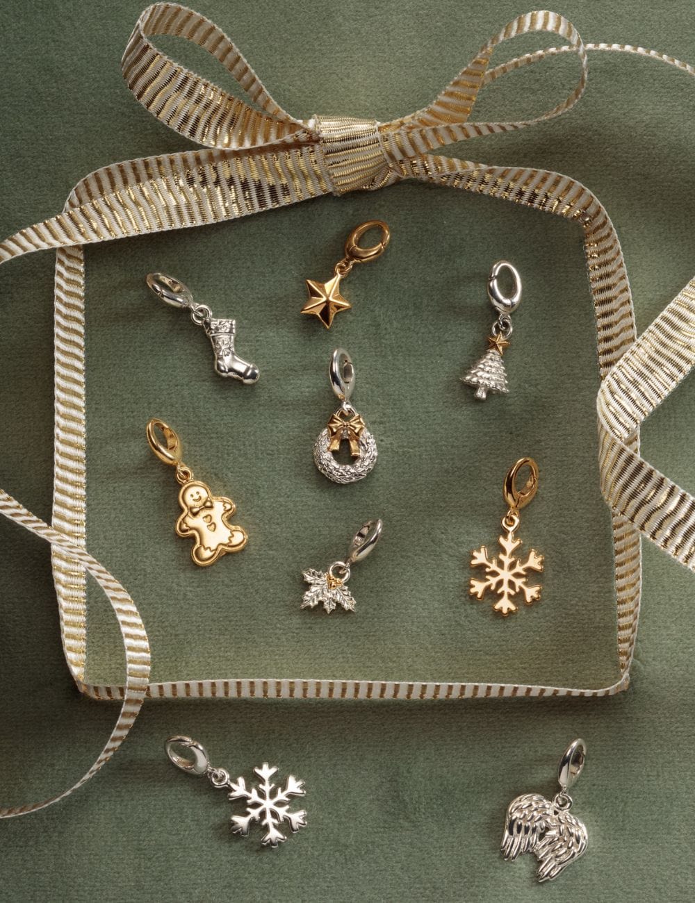 Lily Charmed - Collana Con Ciondolo Libro Delle Fiabe In Argento Sterling 925 - Incisione 'Once Upon A Time', Regalo Incartato